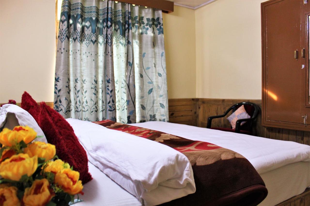 Hotel New Royal Manāli Extérieur photo